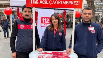 Sağlıkçılardan vatandaşlara 112’ye ’gereksiz çağrı’ bilgilendirmesi