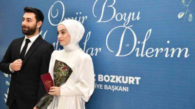 Esenyurtlu çiftler Sevgililer Günü’nde dünya evine girdi