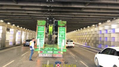 Mustafa Kemal Sahil Bulvarı üzeri