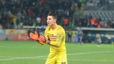 Bandırmaspor kaleci Zafer Görgen ile anlaştı