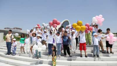 Haydar Aliyev Merkezi’nin parkında “Çocuk Festivali” düzenlendi