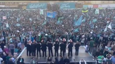 Tebriz’de düzenlenen seçim kampanyası sırasında Raşid Behbudov’un ünlü şarkısı “Azerbaycanım” çalındı