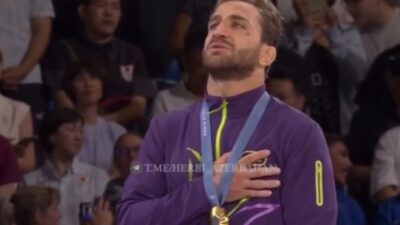 Fransa’da Hidayet Haydarov’un şampiyonluğu şerefine Azerbaycan milli marşı çalındı -VİDEO