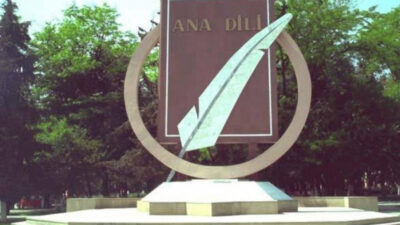 Avqustun 1-i Azərbaycan Əlifbası və