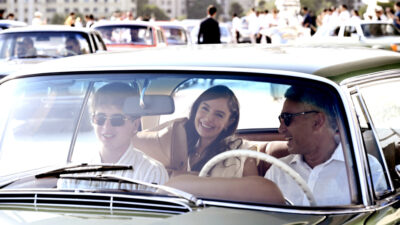 Klassik avtomobillərin yürüşü və sərgisi keçirilib