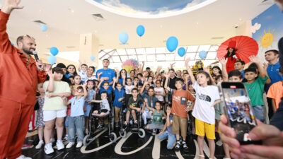 Birinci vitse-prezident Mehriban Əliyeva Heydər Əliyev Fondunun uşaqlar üçün təşkil etdiyi şənlikdə iştirak edib