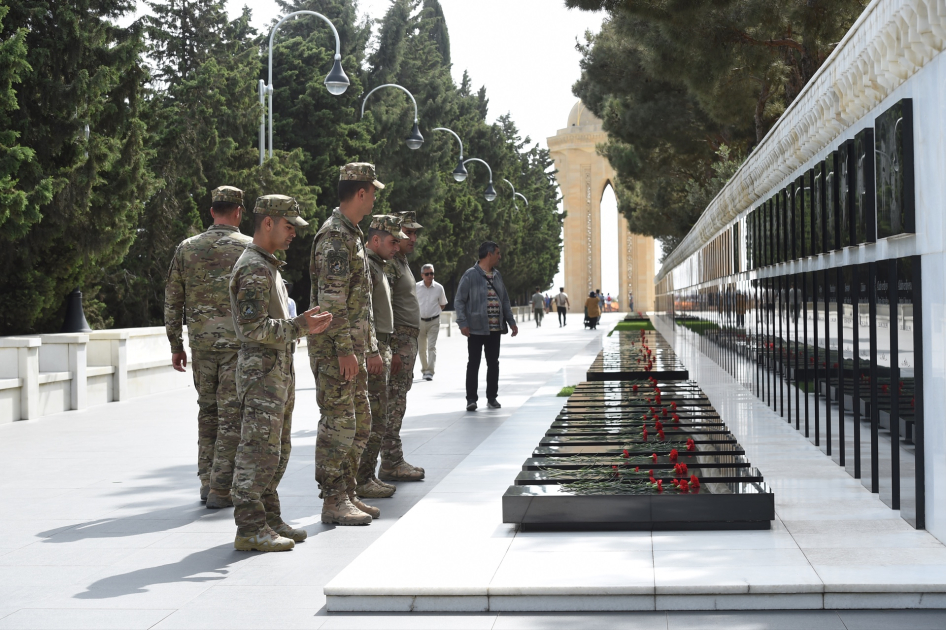 keçən şəhidlərimizin xatirəsini dərin ehtiramla anıb.