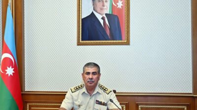 Oktyabrın 12-də müdafiə naziri general-polkovnik