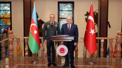 Milli Savunma Bakanı Yaşar Güler, Azerbaycan Kara Kuvvetleri Komutanı’nı kabul etti
