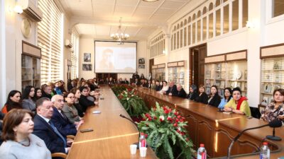 TÜRKSOY’un yayımladığı “Cafer Cabbarlı Seçme Dram Eserleri” kitabı Bakü’de tanıtıldı