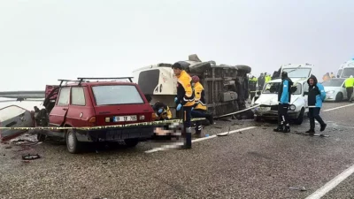 Kırşehir’de Trafik katliam gibi kaza!