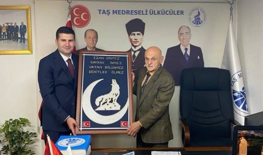 Taşmedreseli Ülkücüler Genel Merkezi, İYİ Parti Genel Başkanı Müsavat Dervişoğlu’na sert bir açıklama yayımladı.