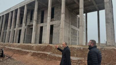 MHP’li Yıldırım: Hacıbektaş’taki Horasan Erenleri Cemevi Külliyesi’nin duvarları tamamlandı