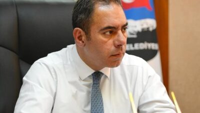 Kars Belediye Başkanı Prof. Dr. Ötüken Senger Hocalı Soykırımını Unutmadı