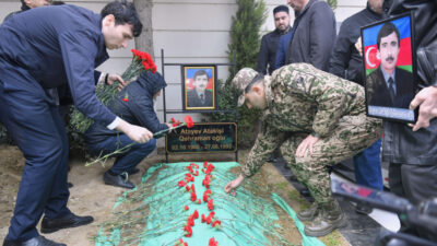İtkin şəhid Atakişi Atayev Keşlə qəsəbəsindəki Şəhidlər xiyabanında torpağa tapşırılıb