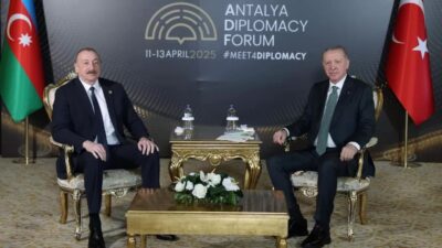 Cumhurbaşkanı Erdoğan, Antalya’da liderlerle bir araya geldi