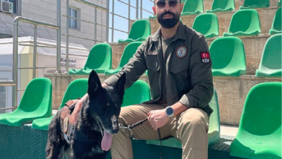 Emekli Narkotik Köpekleri Blacky ve Ranger