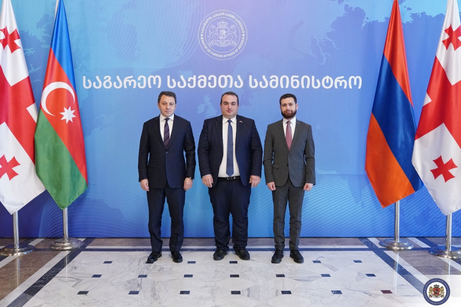 Tbilisidə Gürcüstan, Azərbaycan və Ermənistan XİN nümayəndələrinin üçtərəfli görüşü keçirilib