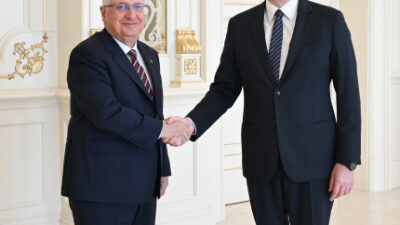 Azərbaycan Prezidenti İlham Əliyev Türkiyənin milli müdafiə nazirini qəbul edib