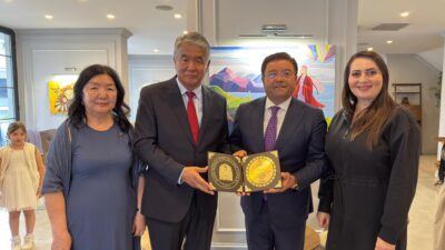 Türk Dünyası Kadın Ressamlar Buluşması Marmaris’te gala gecesi ve sergi açılışı ile sona erdi