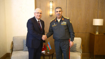 Azərbaycan və Türkiyə müdafiə nazirləri iki ölkə arasında hərbi-texniki sahədə əməkdaşlığın inkişafını müzakirə ediblər