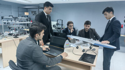 Zəfərin hördüyü ilmələr: “H10” dron layihəsinin hazırlandığı iş otağından REPORTAJ