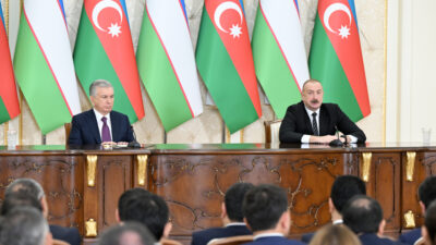Azərbaycan Prezidenti İlham Əliyev və Özbəkistan Prezidenti Şavkat Mirziyoyev mətbuata bəyanatlarla çıxış ediblər