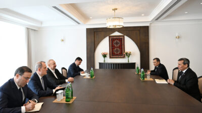 Azərbaycan Prezidenti İlham Əliyev Xankəndidə Türkmənistanın Nazirlər Kabineti Sədrinin müavinini qəbul edib