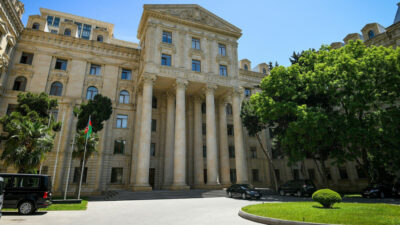 XİN: Rusiya tərəfini vəziyyəti süni şəkildə daha da gərginləşdirən addımlardan və bəyanatlardan çəkinməyə çağırırıq